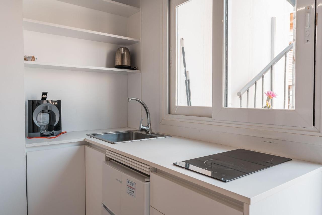 Qh Eme Suites Гранада Экстерьер фото