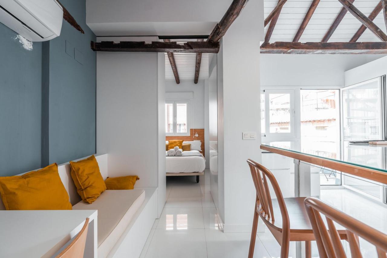 Qh Eme Suites Гранада Экстерьер фото
