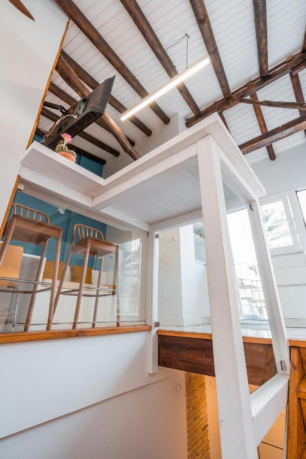 Qh Eme Suites Гранада Экстерьер фото