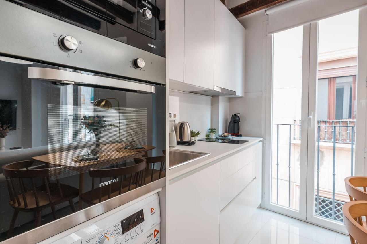 Qh Eme Suites Гранада Экстерьер фото