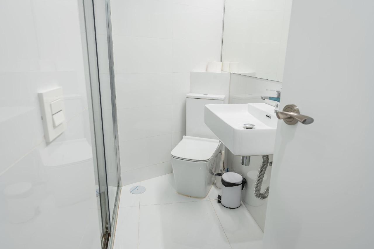 Qh Eme Suites Гранада Экстерьер фото